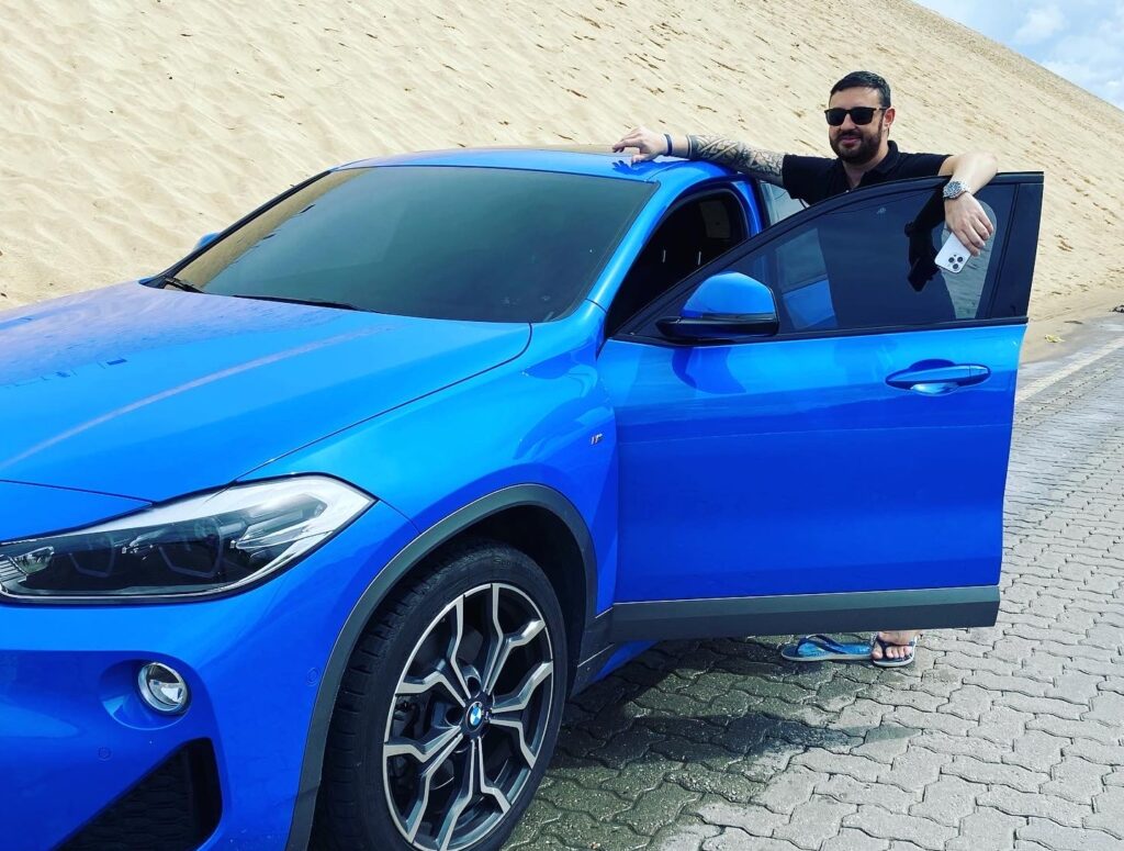 Douglas Inácio, empreendedor e autor de sete livros, conta sua trajetória profissional. douglas-inacio,-empreendedor-e-autor-de-sete-livros,-conta-sua-trajetoria-profissional.