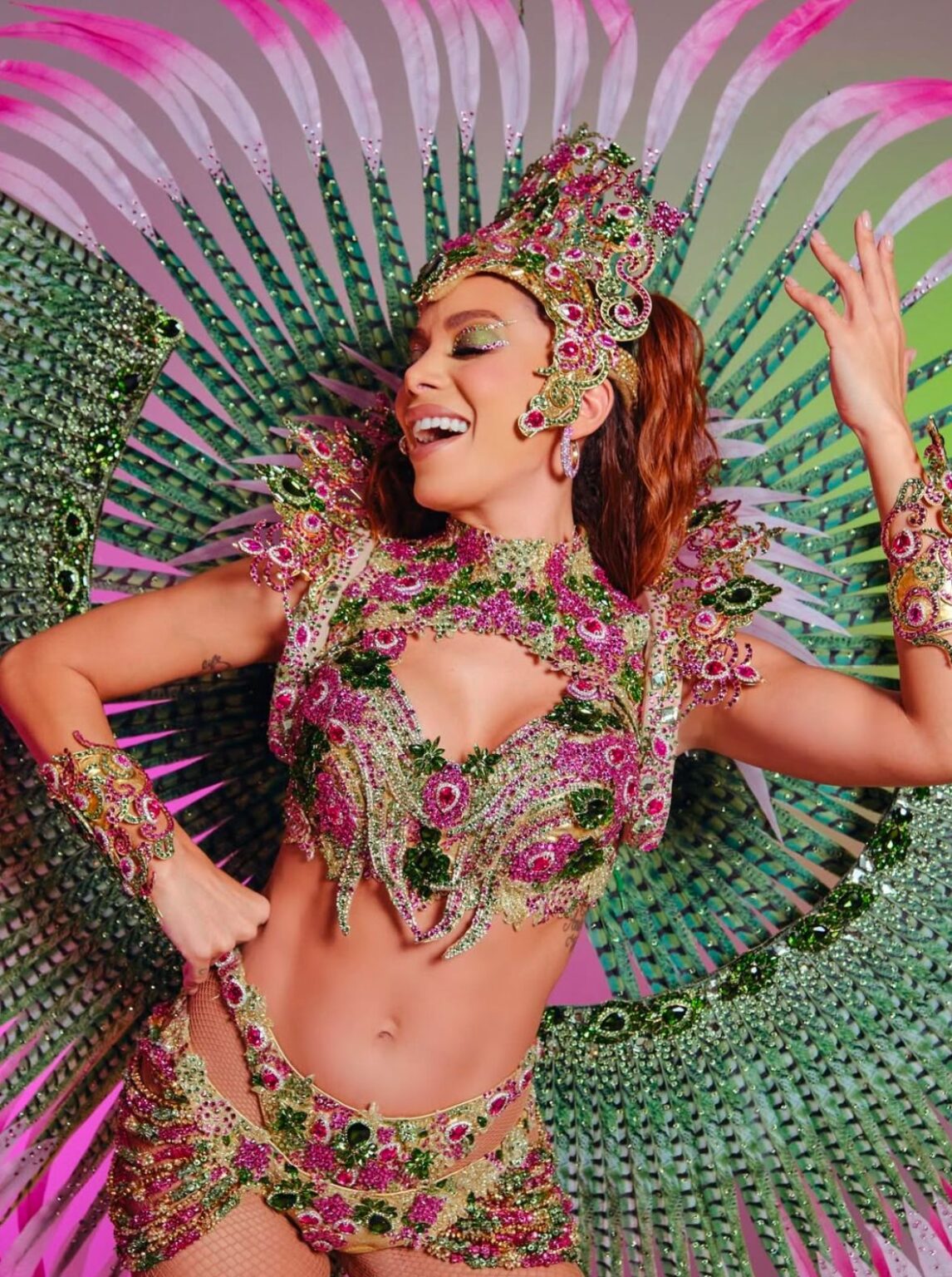 Com anúncio de novo álbum, o que falta para Anitta? com-anuncio-de-novo-album,-o-que-falta-para-anitta?