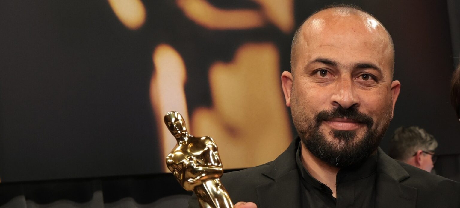 Diretor vencedor do Oscar é linchado e detido por soldados israelenses, dizem colegas diretor-vencedor-do-oscar-e-linchado-e-detido-por-soldados-israelenses,-dizem-colegas