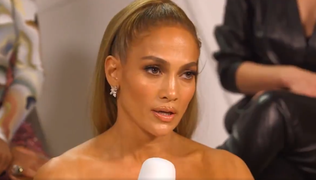 Jennifer Lopez é processada por usar foto de Jennifer Lopez; entenda o caso jennifer-lopez-e-processada-por-usar-foto-de-jennifer-lopez;-entenda-o-caso