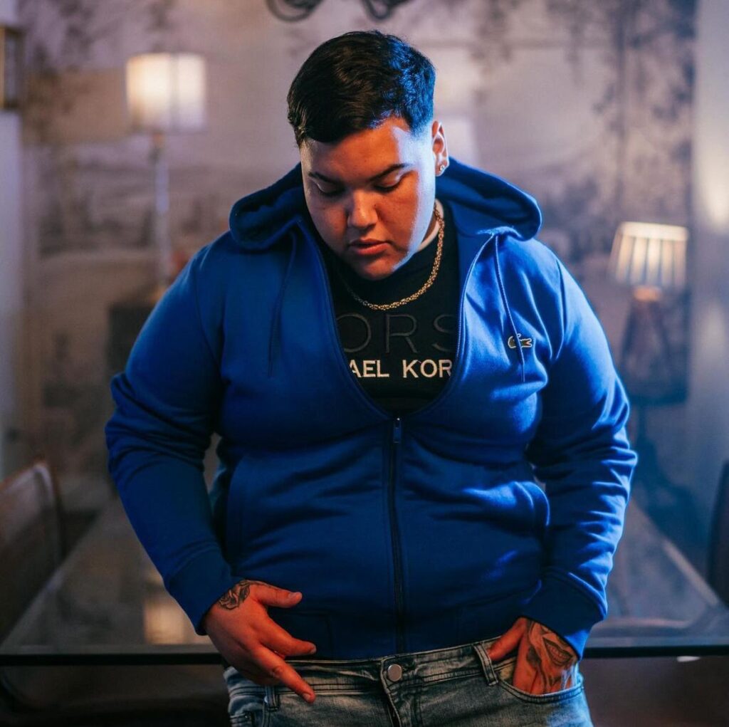Fenômeno do reggaeton, FloyyMenor tranforma debut em álbum visual fenomeno-do-reggaeton,-floyymenor-tranforma-debut-em-album-visual