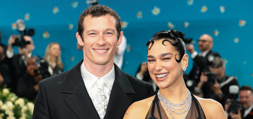 Dua Lipa confirma noivado com Callum Turner: “É muito emocionante” dua-lipa-confirma-noivado-com-callum-turner:-“e-muito-emocionante”