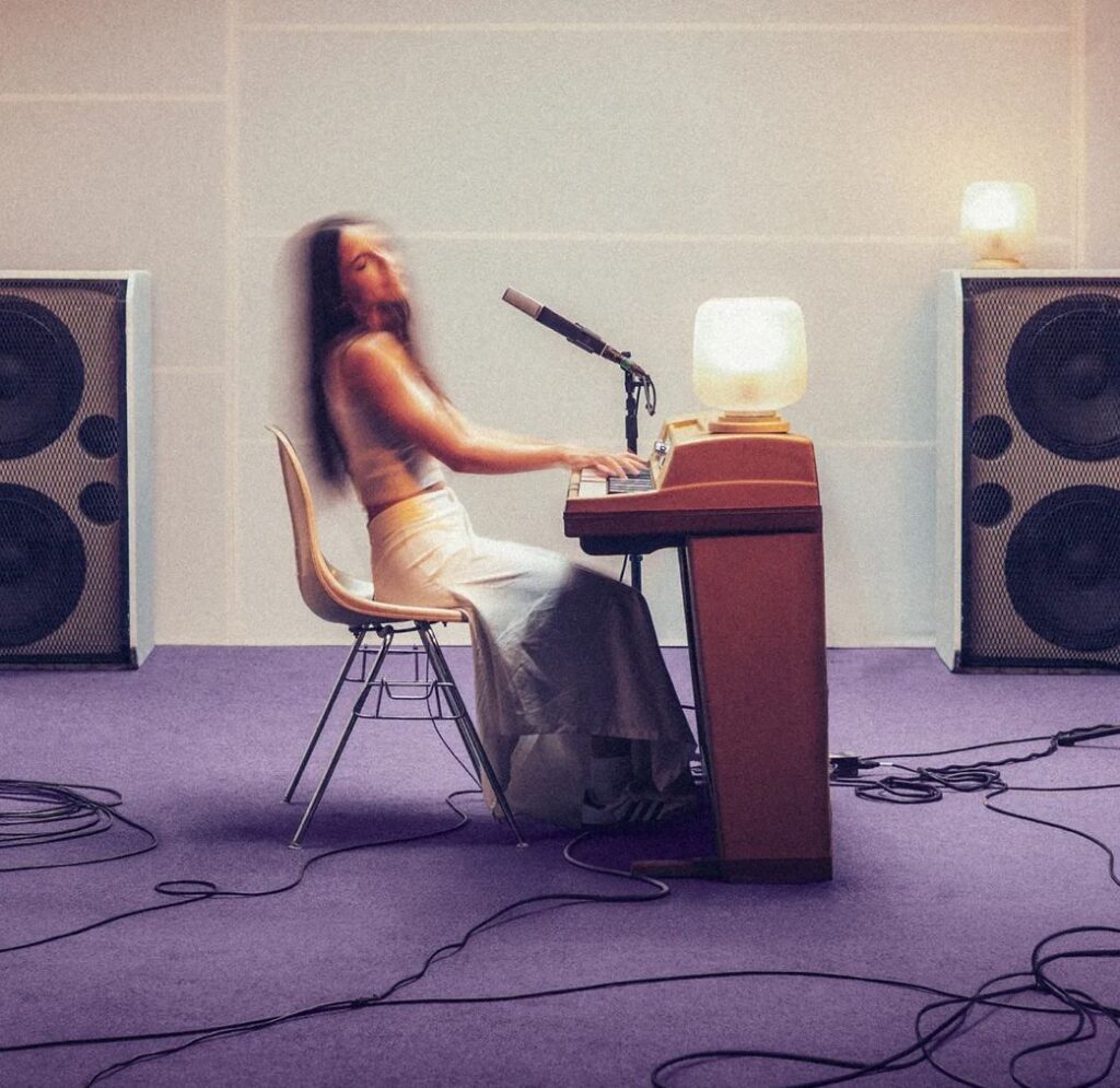 Debi Nova fala sobre violência doméstica sofrida há 20 anos no álbum Todo Puede Convertise En Canción debi-nova-fala-sobre-violencia-domestica-sofrida-ha-20-anos-no-album-todo-puede-convertise-en-cancion