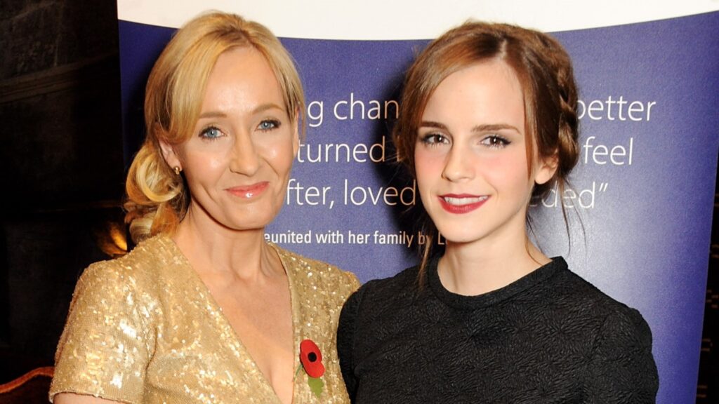 “Eu jamais poderia cancelá-la”, Emma Watson expressa carinho por J.K. Rowling, apesar das polêmicas “eu-jamais-poderia-cancela-la”,-emma-watson-expressa-carinho-por-jk.-rowling,-apesar-das-polemicas
