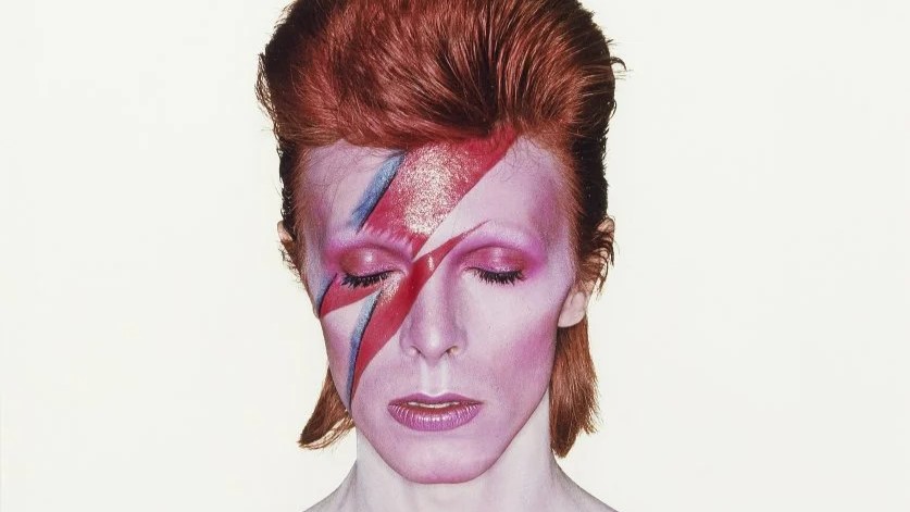 Foto original de “Aladdin Sane”, álbum de David Bowie, é vendida por mais de R$ 2,5 milhões foto-original-de-“aladdin-sane”,-album-de-david-bowie,-e-vendida-por-mais-de-r$-2,5-milhoes